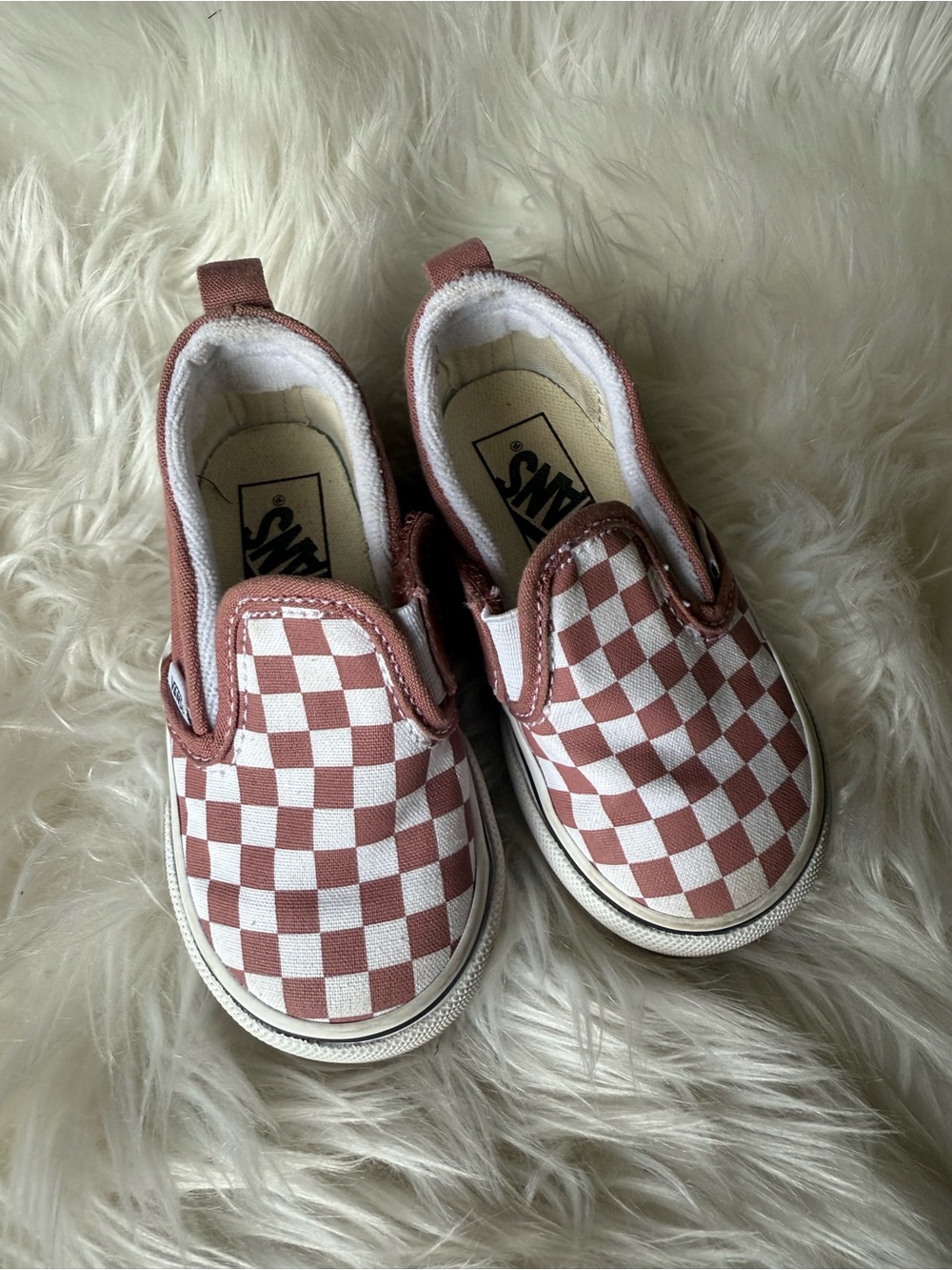 Vans Kids Checkerboard Slip-On Sneakers - Rose/White Toddler size 6